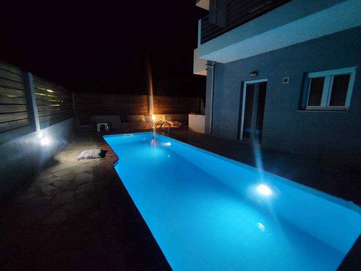 Ble Island Aparthotel Hersonissos  Bagian luar foto